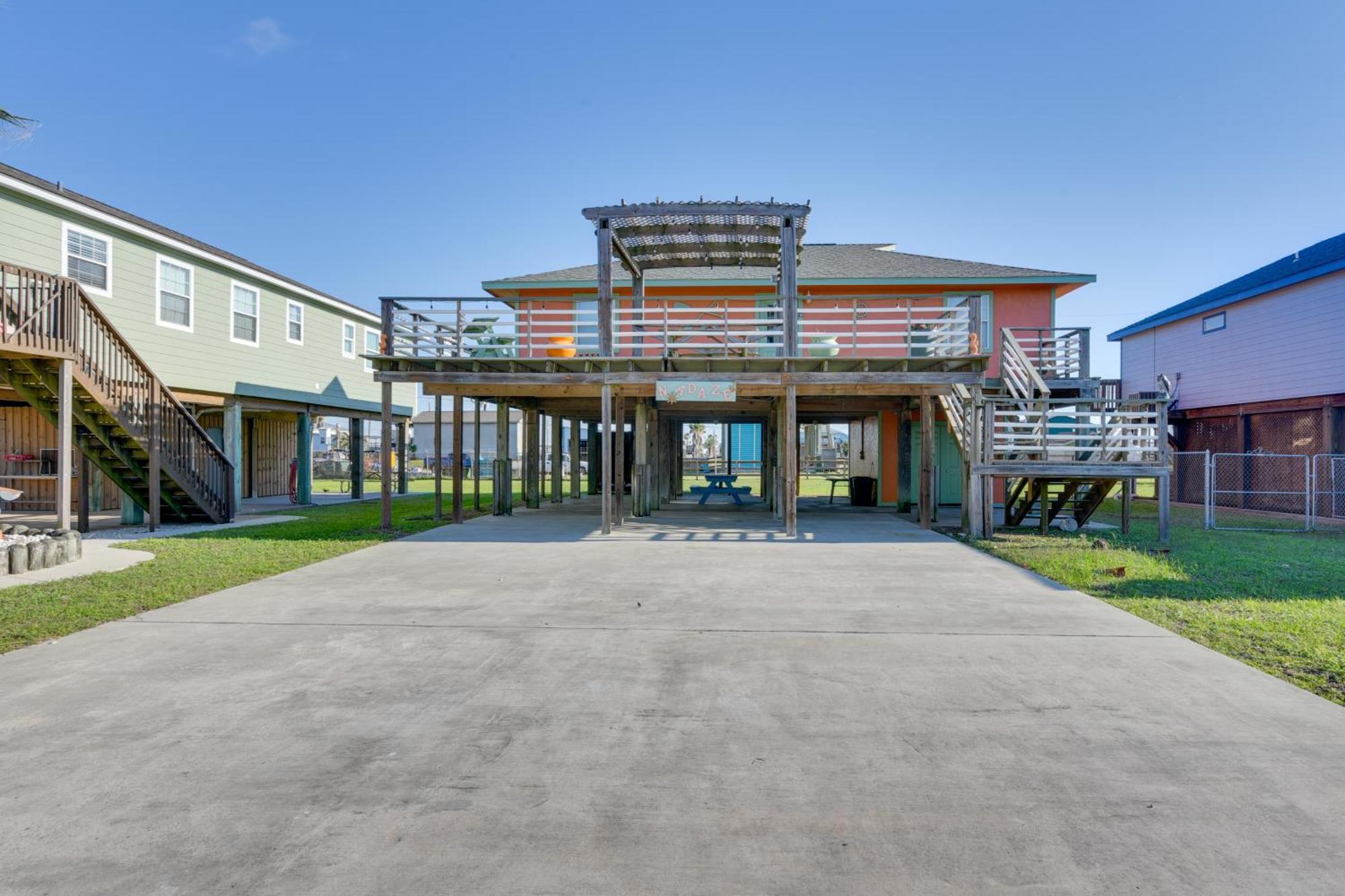Sunset-View Surfside Beach House Walk To Beach! Exterior photo
